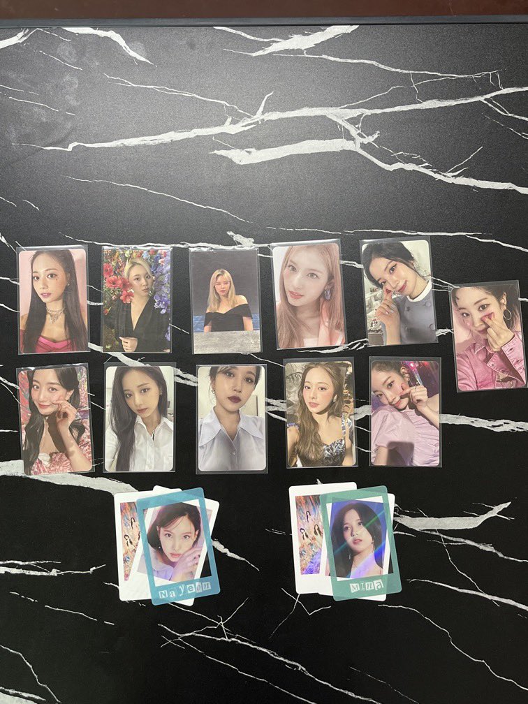 wts lfb ph

twice pc 

₱100 ea 

dahyun sana jeongyeon chaeyoung tzuyu ewo fol tol eyes wide open formula of love taste of love heart cheek lamesa dangwa special