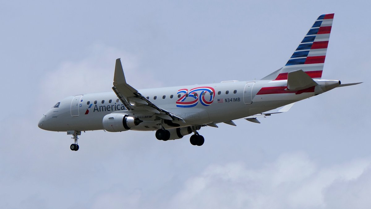 PNS_Spotter's tweet photo. Embraer E175LR
"America250" sticker
@envoyaircareers for American Airlines
PNS 2026-May-05
🛬RWY 17
This is the plane that a few days ago flew from Miami to Caracas for the first nonstop flight between the United States and Venezuela in seven years. https://t.co/a9GhguhAiU