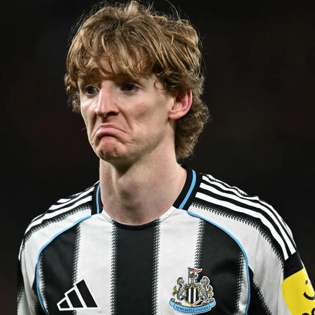 Natureryme1's tweet image. 🚨🏴󠁧󠁢󠁥󠁮󠁧󠁿| Barcelona are also targeting Newcastle winger Anthony Gordon who linked to Chelsea.

The English winger camp has said he’s looking to leave Newcastle United this season.

Bayern Munich and Arsenal are also linked to make a summer move.

— @Ekremkonur #fcblive #Arsenal #CFC