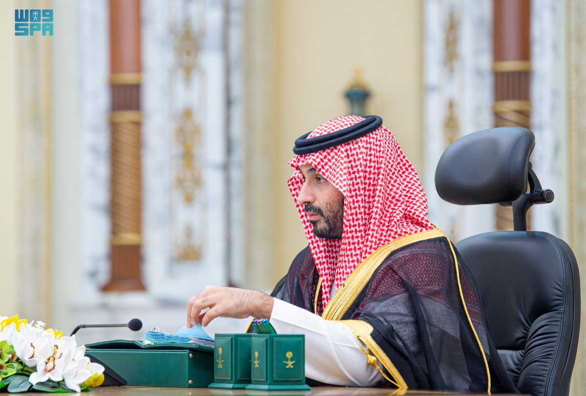 سمو #ولي_العهد يُطلع #مجلس_الوزراء على مضامين الرسائل التي تلقاها #خادم_الحرمين_الشريفين وسموه -حفظهما الله-، من فخامة رئيس جمهورية زيمبابوي إيمرسون منانغاغوا، وفخامة رئيس جمهورية رواندا بول كاغامي، وفخامة رئيس جمهورية أوزبكستان شوكت ميرضيائيف، ودولة رئيسة وزراء اليابان ساناي