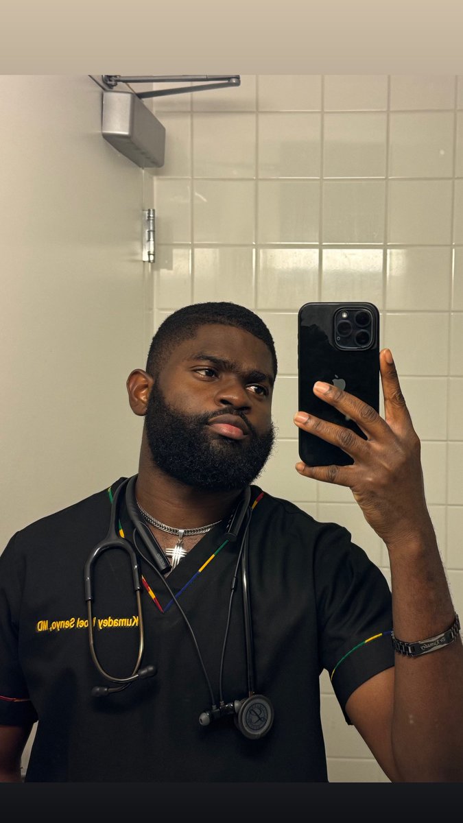 DR. NOËL, SNEAKER PLUG tweet media