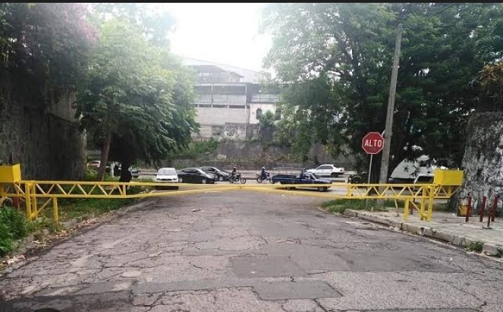 <a href="/marioduran/">Mario Durán</a> Y esta pluma de la San Joaquín qué se la han mencionado hasta el cansancio porque no la quita. Cual es el miedo que usted les tiene a la gente de ahí?