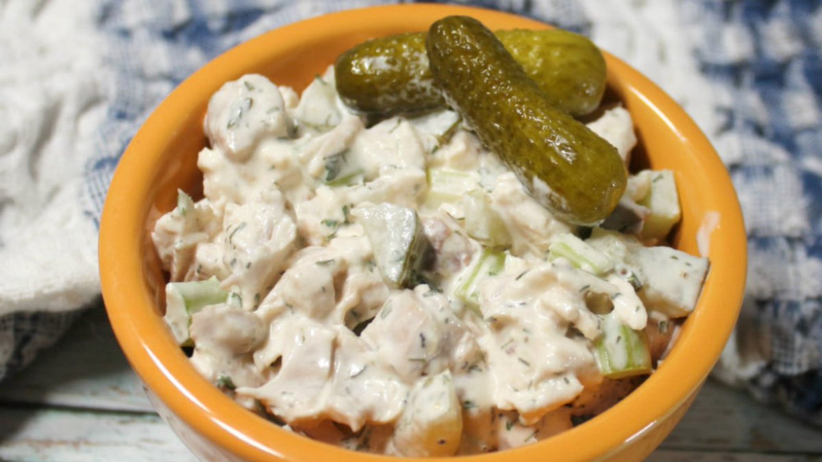SplashofKeto's tweet photo. Dill Pickle Chicken Salad🌟
https://t.co/2jYjt6kOwO
This dill pickle chicken salad is amazingly delicious, combining the perfect balance of creamy and crunchy elements! https://t.co/flIQBFFdq4