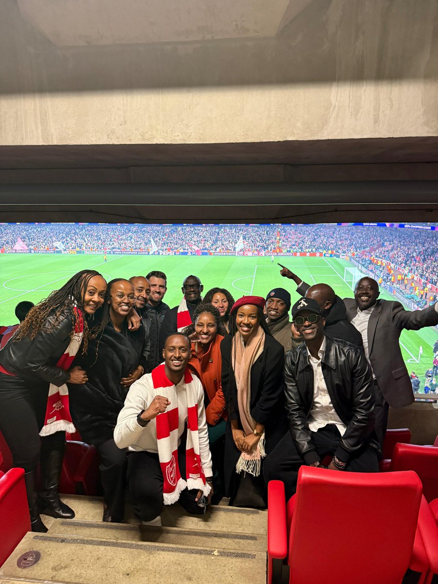 BusingyeJohns's tweet image. A proud #VisitRwanda moment!

@Arsenal overcame @Atleti to seal their place at the Budapest finals. 🏆

Wishing them the very best final step. ⚽