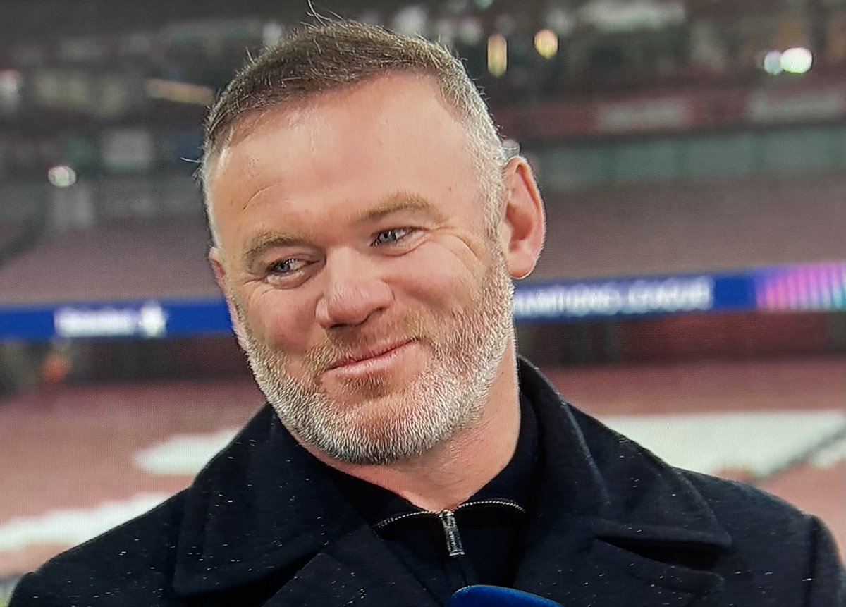 ArsenalN7's tweet photo. 🗣️ Wayne Rooney on who will win the Champions League: “I’m going with Arsenal! It’s Arsenal’s year!” 😍❤️ https://t.co/dMKtK47fpk