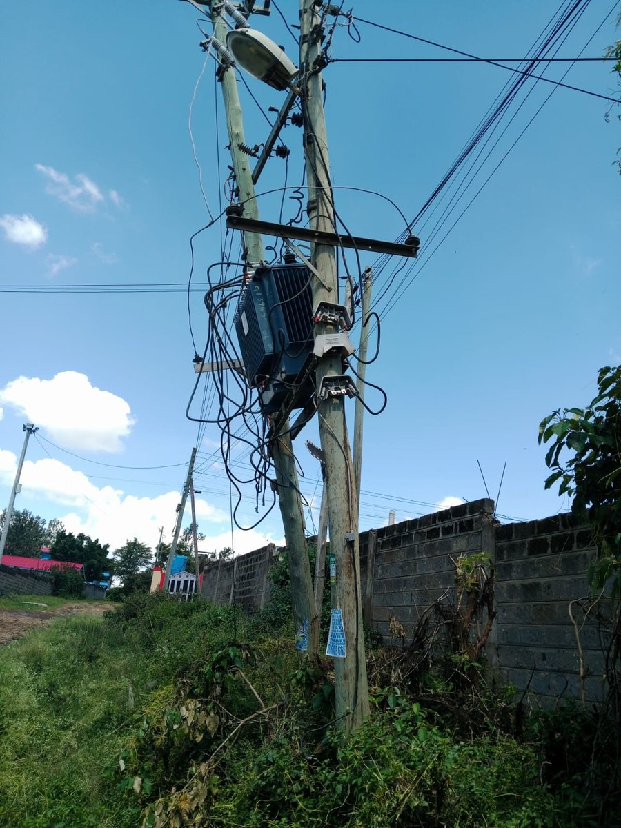 munene_muchoki's tweet photo. @KenyaPower_Care @KenyaPower @KenyaPower_Care @KenyaPower mturudishie transformer leo bana😤 https://t.co/7Lu5WvWVw5