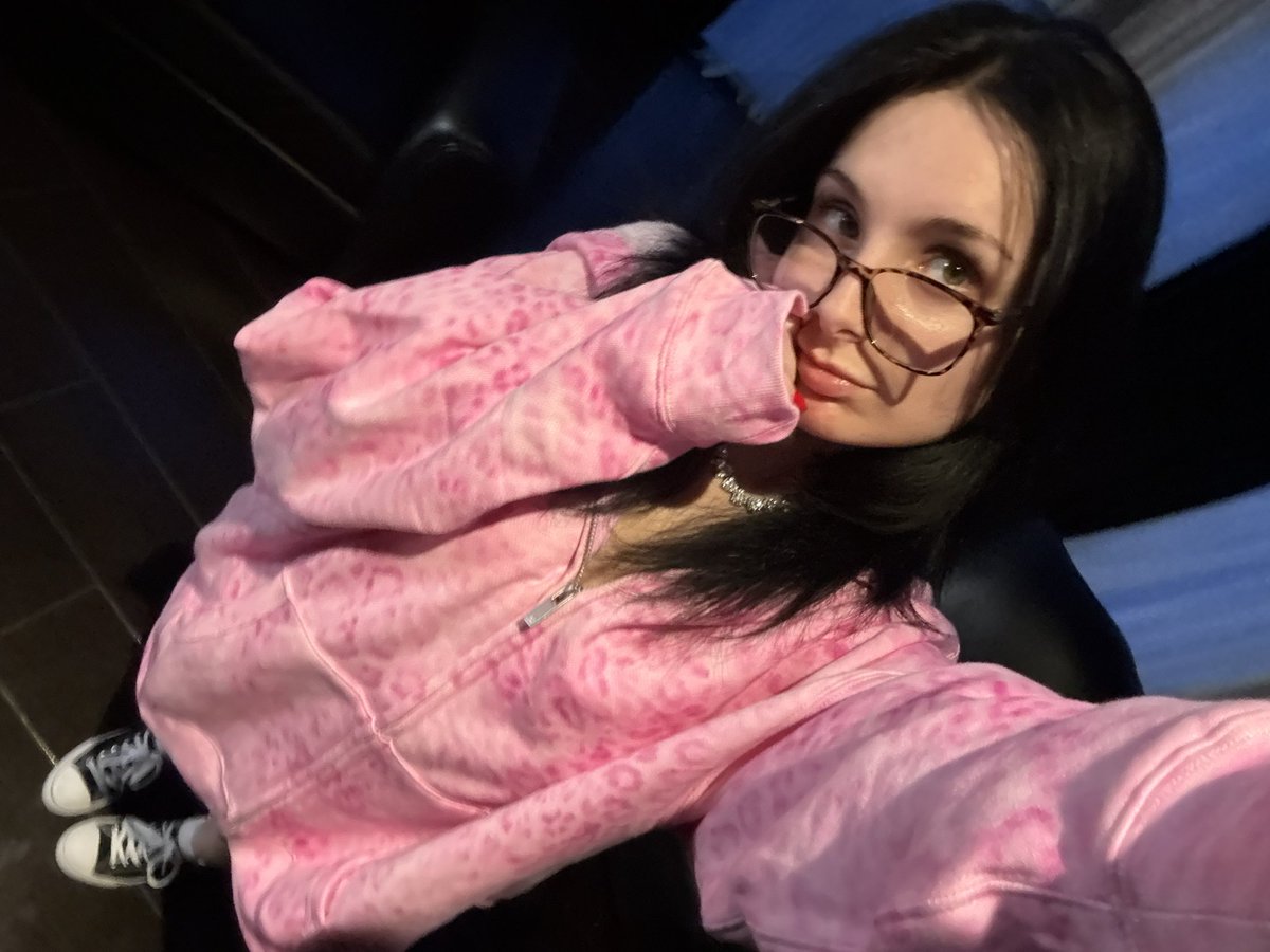 💕𝐄𝐯𝐢𝐞 𝐂𝐡𝐫𝐢𝐬𝐭𝐢𝐚𝐧💕 tweet media