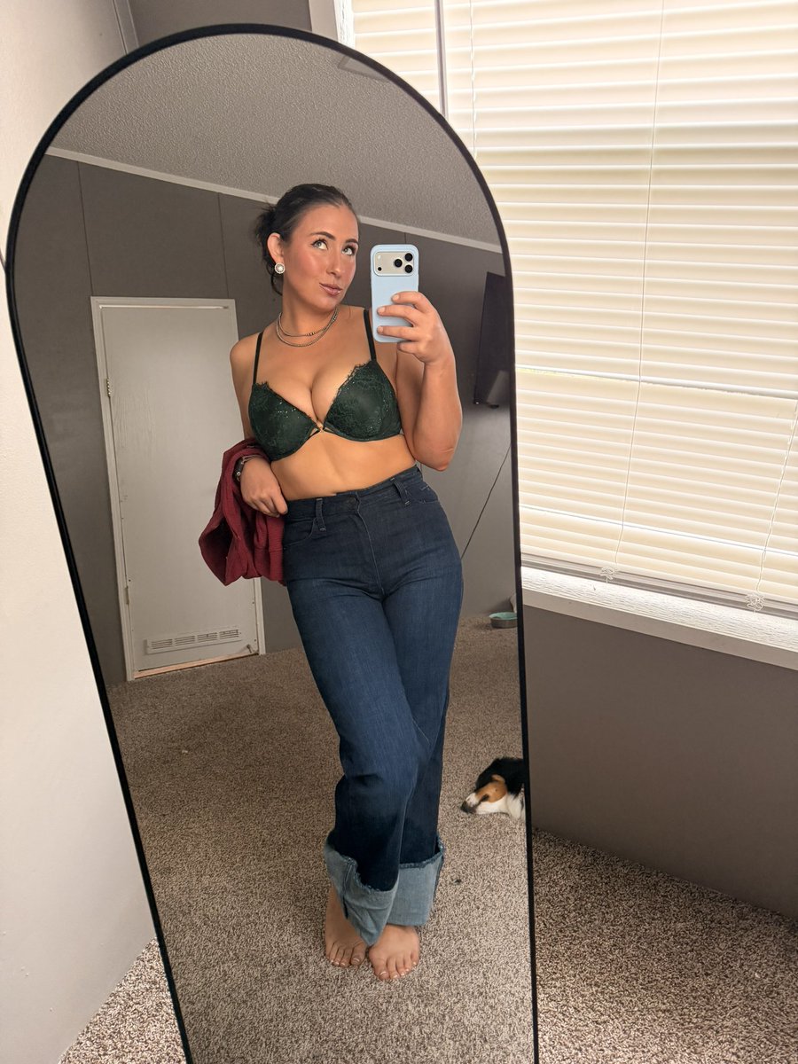 Becca Rae tweet media
