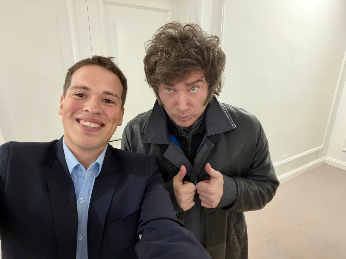 Elias politic tweet media