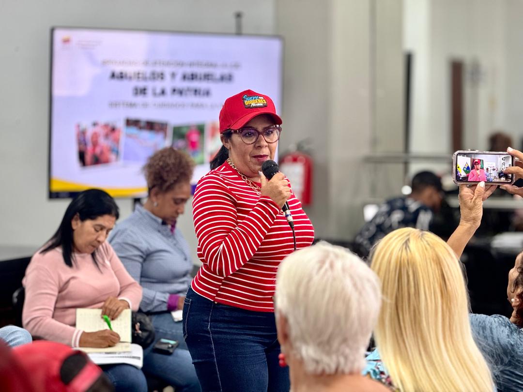 JDEnVictoria's tweet photo. ¡Organización en movimiento! 🤜🤛 En el municipio Sucre, voceros de la 4ta y 5ta T junto al Comité de Adulto Mayor, afinamos el despliegue de las Brigadas de Atención Integral para nuestros abuel@s.
​#MunicipioSucre #PoderPopular #AbuelosDeLaPatria #BrigadasEnAcción #4taY5taT https://t.co/DSWFqc2huU