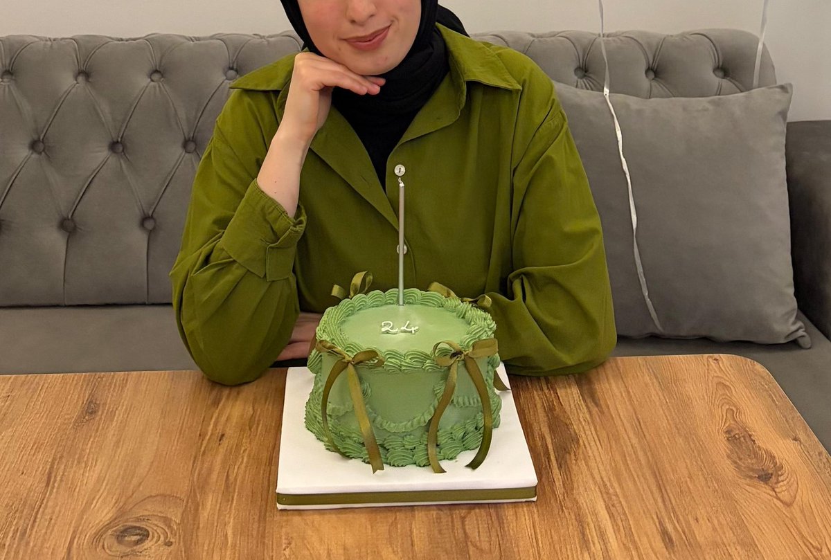 niidaany's tweet photo. Hoşgeldin yeni yaşım ✨️ https://t.co/33wU4WHSeP