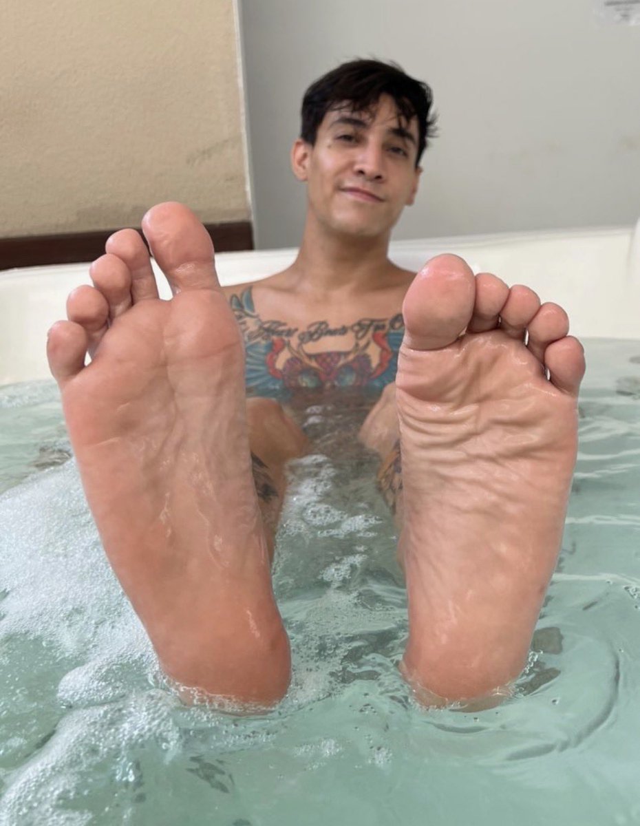 tattooboyfeet 🔥onlyfans $8 🔥 tweet media