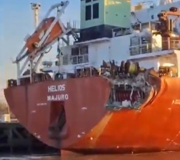 FullAvanteNews's tweet photo. 🟢Argentina: Efecto de banco podría haber provocado colisión de buques en zona operativa del Puerto de Campana
https://t.co/dQJ4ggZWy4 https://t.co/2eyciDu177