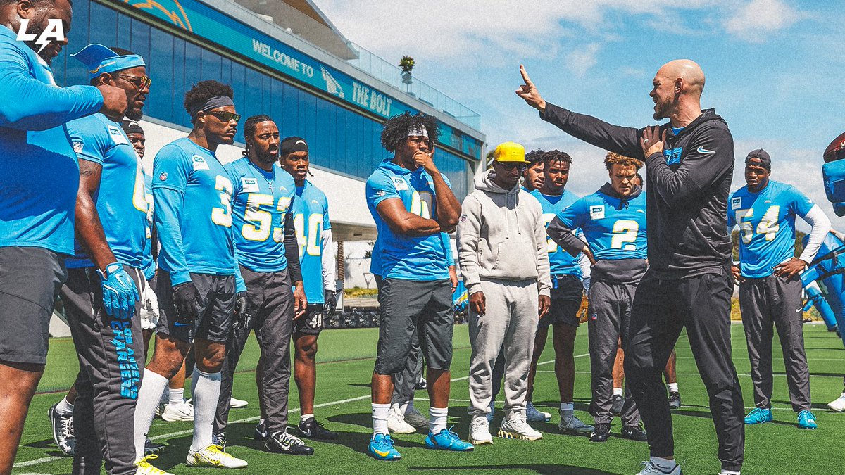 chargers's tweet photo. dawgs on defense https://t.co/IrJLuLqj2q