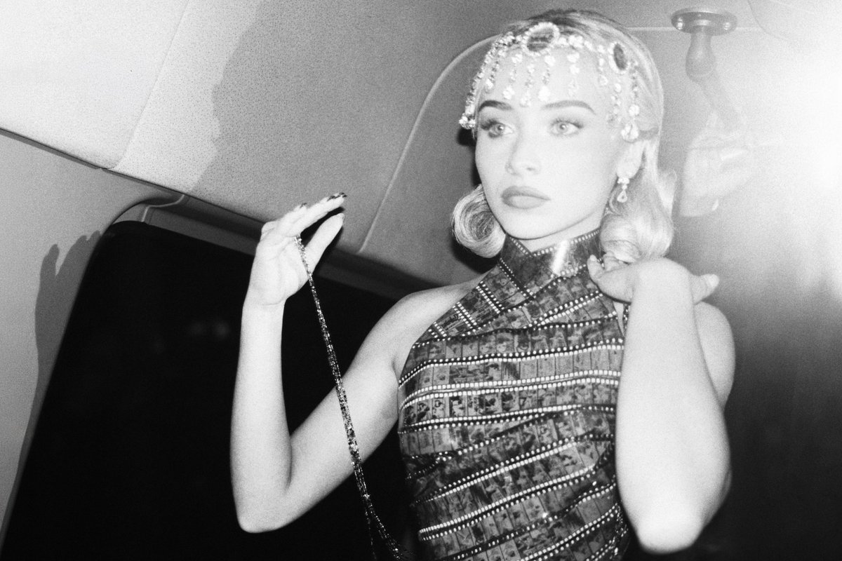 Sabrina Carpenter Daily 2.0 tweet media