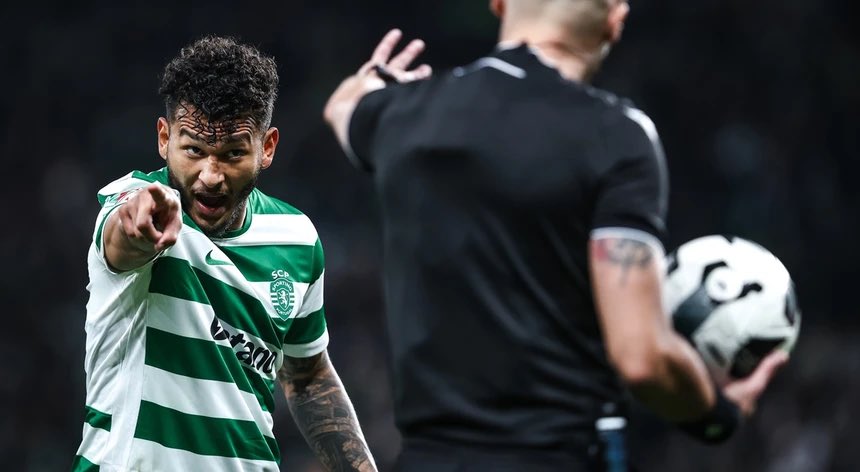 pedrofreix69812's tweet photo. FACTO DO DIA 📷✅

Campeonatos Portugueses 

Yann Karamoh 🇫🇷 - 1

Luís Agressor Suarezmerda - 0

O tal “flop” 🦎❌

Apenas e só factos 😔 https://t.co/ldzFRKVYdf