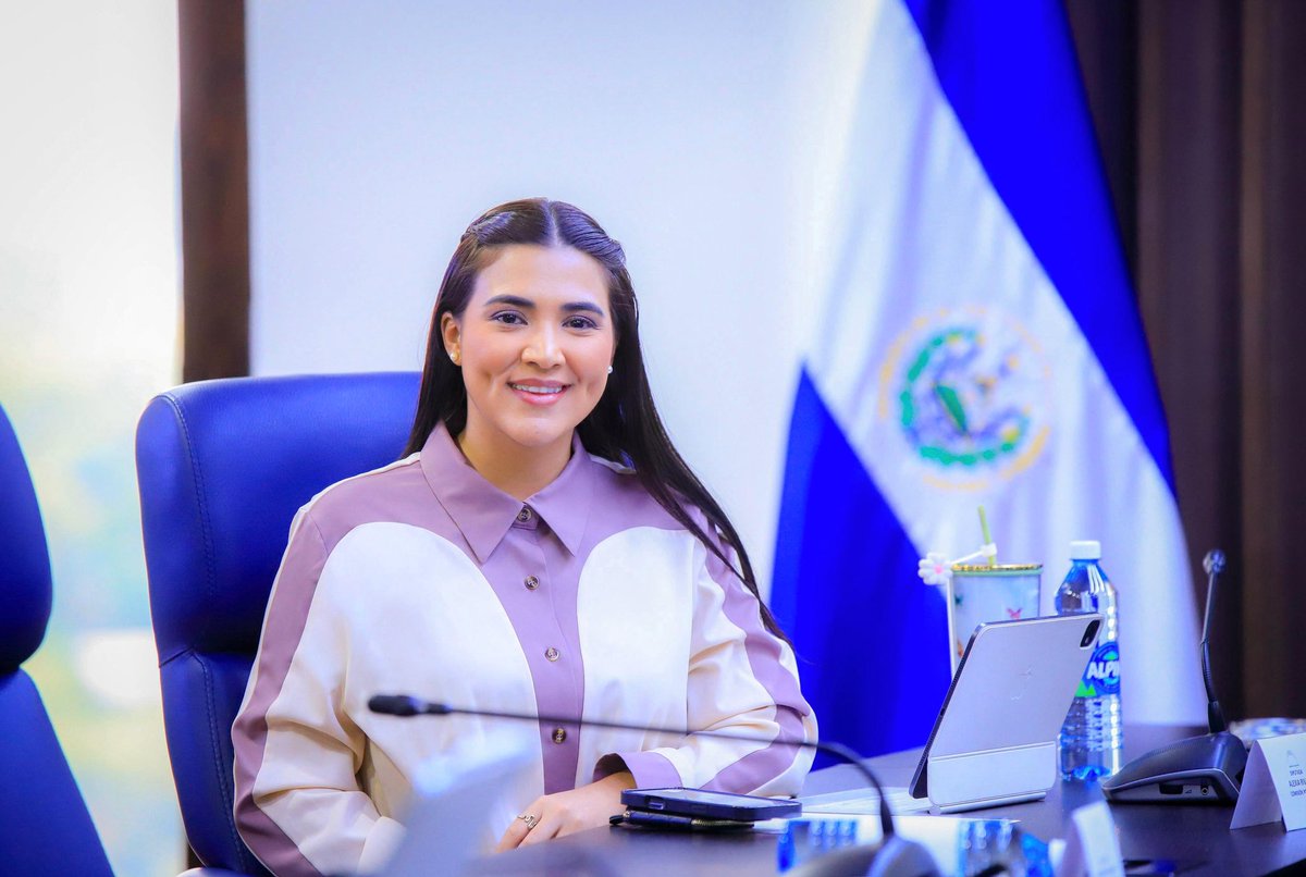 Alexia Rivas🇸🇻 tweet media