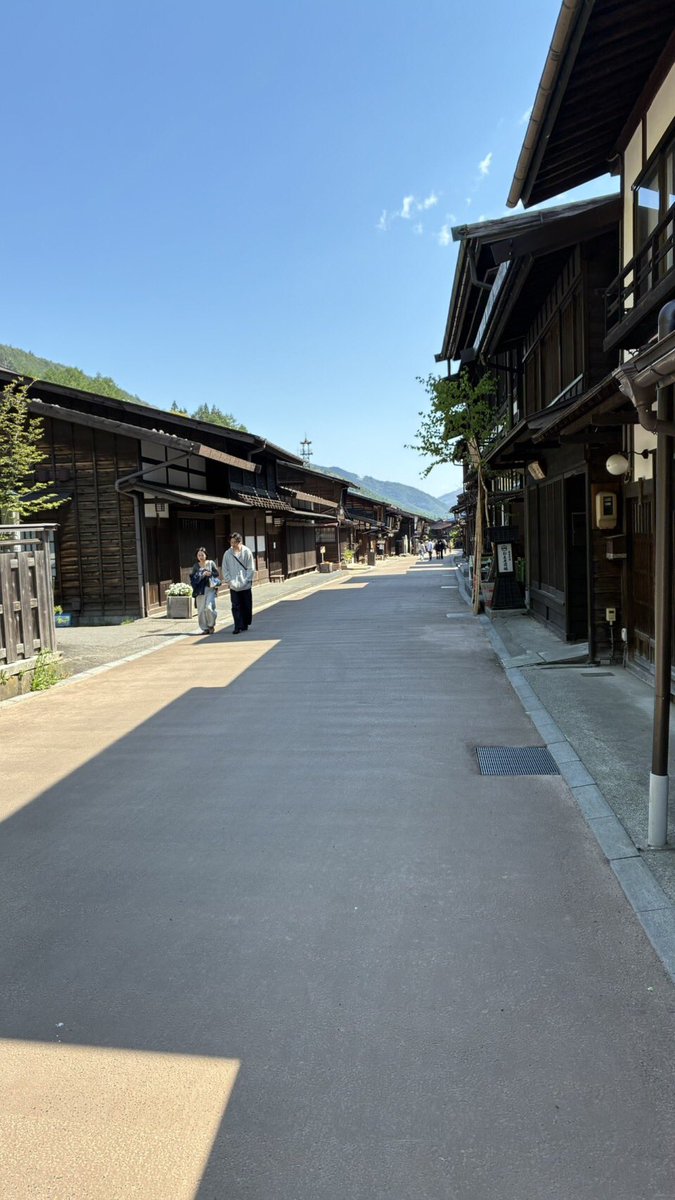 Transcend_Aichi's tweet photo. 2日奈良井宿行って鎮神社で参拝して散策！
開田高原でアイスクリーム！
gw1番天気の良い日が車になってしまった笑 https://t.co/0G9fQRs4Ti