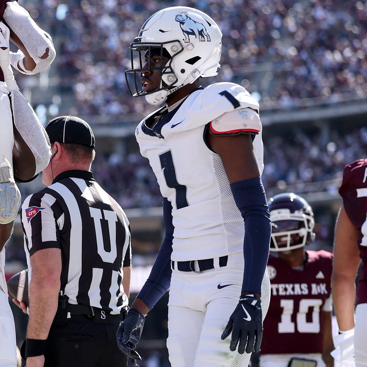 landanleft's tweet photo. Blessed to receive my 9th offer from @WillGilchrist5 and Samford university @Coach_AD615 @PCHS_Firebirds @615Preps @E_Knight_5 @LoyaltyPerform @beyond_grind @247recruiting https://t.co/4ICmJjhgqp