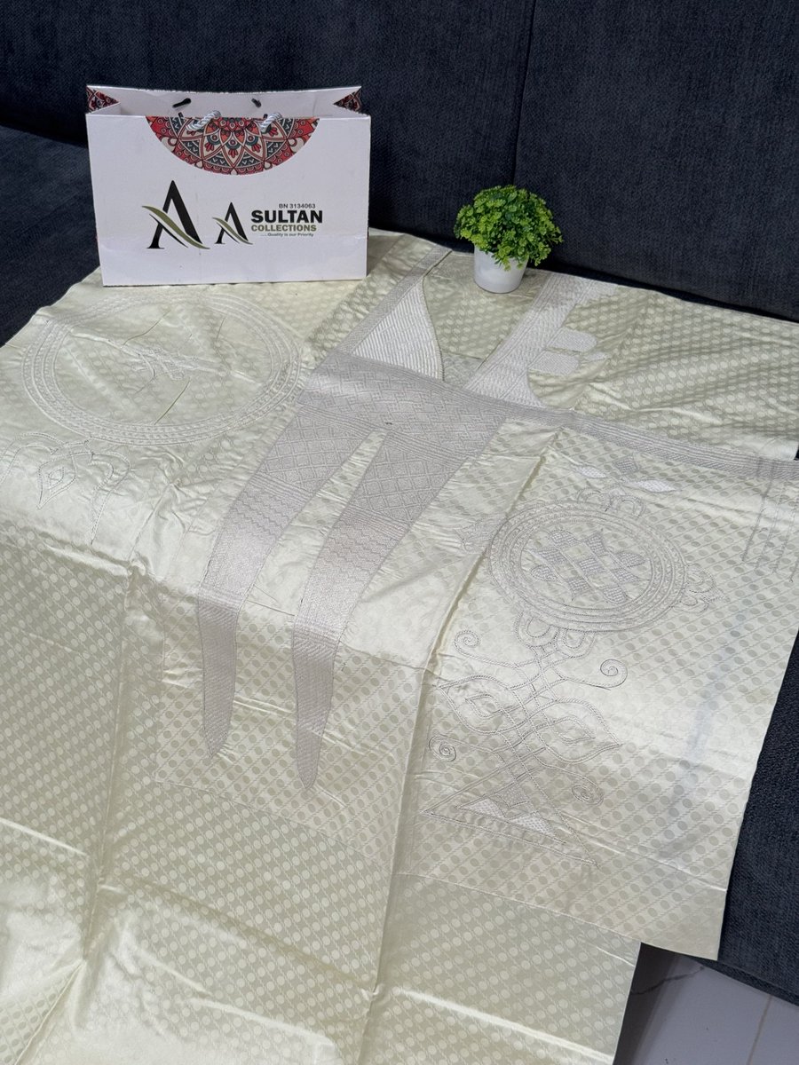 AA_Sultan_Caps's tweet photo. Sirfani Available in store at affordable price @AA_Sultan_Caps 

80k - 100k

Visit us at Shop No1, No31, No32 &amp; No33 Wappah Plaza Opposite GTbank GRA Zaria (08060347572) https://t.co/UnBQRUQUqk