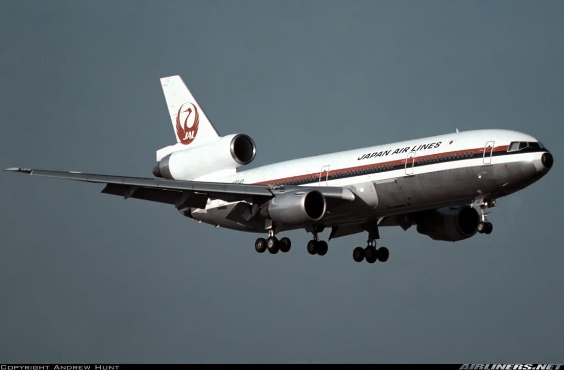 n194at's tweet image. JAL Japan Air Lines 
Douglas DC-10-40 JA8545
SIN/WSSS Singapore Changi Airport
Late 1980s
Photo credit Andrew Hunt 
#AvGeek #Airline #Aviation #AvGeeks #Douglas #DC10 #SIN #Singapore #JAL #JapanAirlines @JAL_Official_jp 🇯🇵