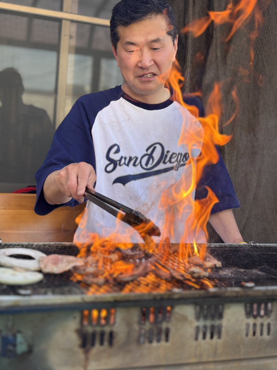 おはようございます🙋😃☀️

気温13.6℃。今日もお日和になりそうな連休最後の朝です!

昨日は、GW２回目の #バーベＱパーティ を我が家で開催しました❗従妹・甥ファミリーが食材を持ち寄り、会話も弾んで美味しく楽しく時間が過ぎていきました🙆

今日もはなまるな気分で過ごせますように💮