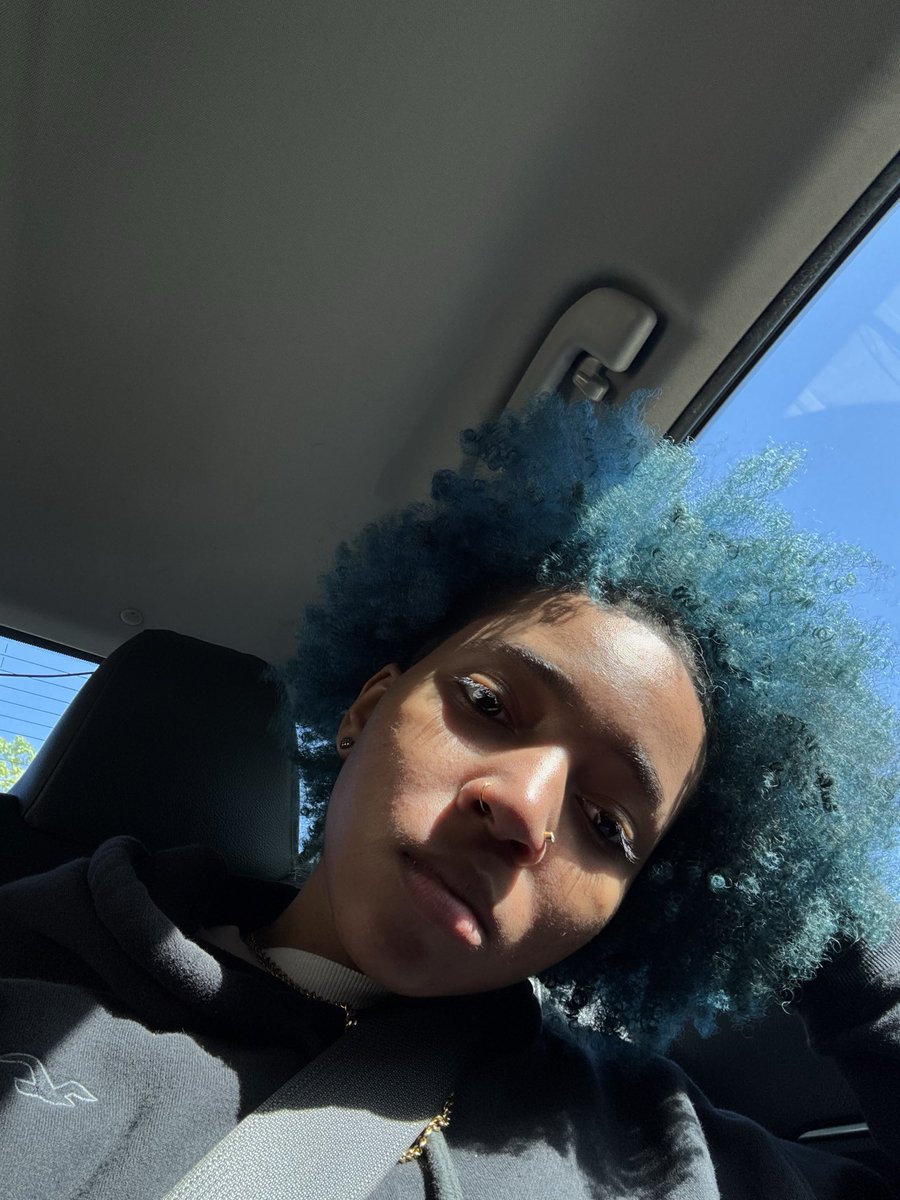 janiyah tweet media