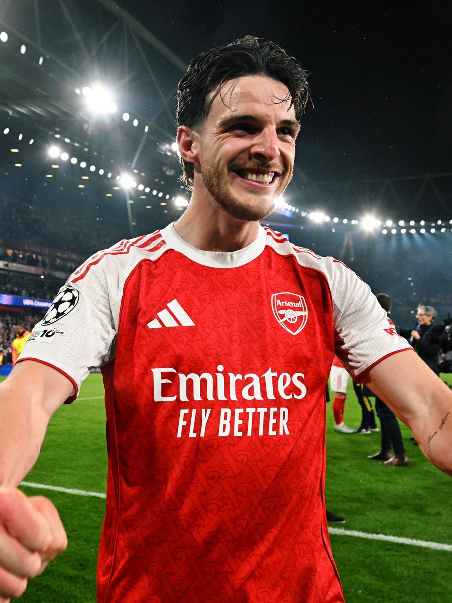 Me harto de leer tonterías cada vez que, por casualidad, hace un partido que baja del 8/10. Declan Rice es otro espécimen distinto. Ha dominado ida y vuelta, controlando cuando tocaba, gestionando los espacios y soltándose cuando ha tenido la oportunidad.

Declan Rice, señores.