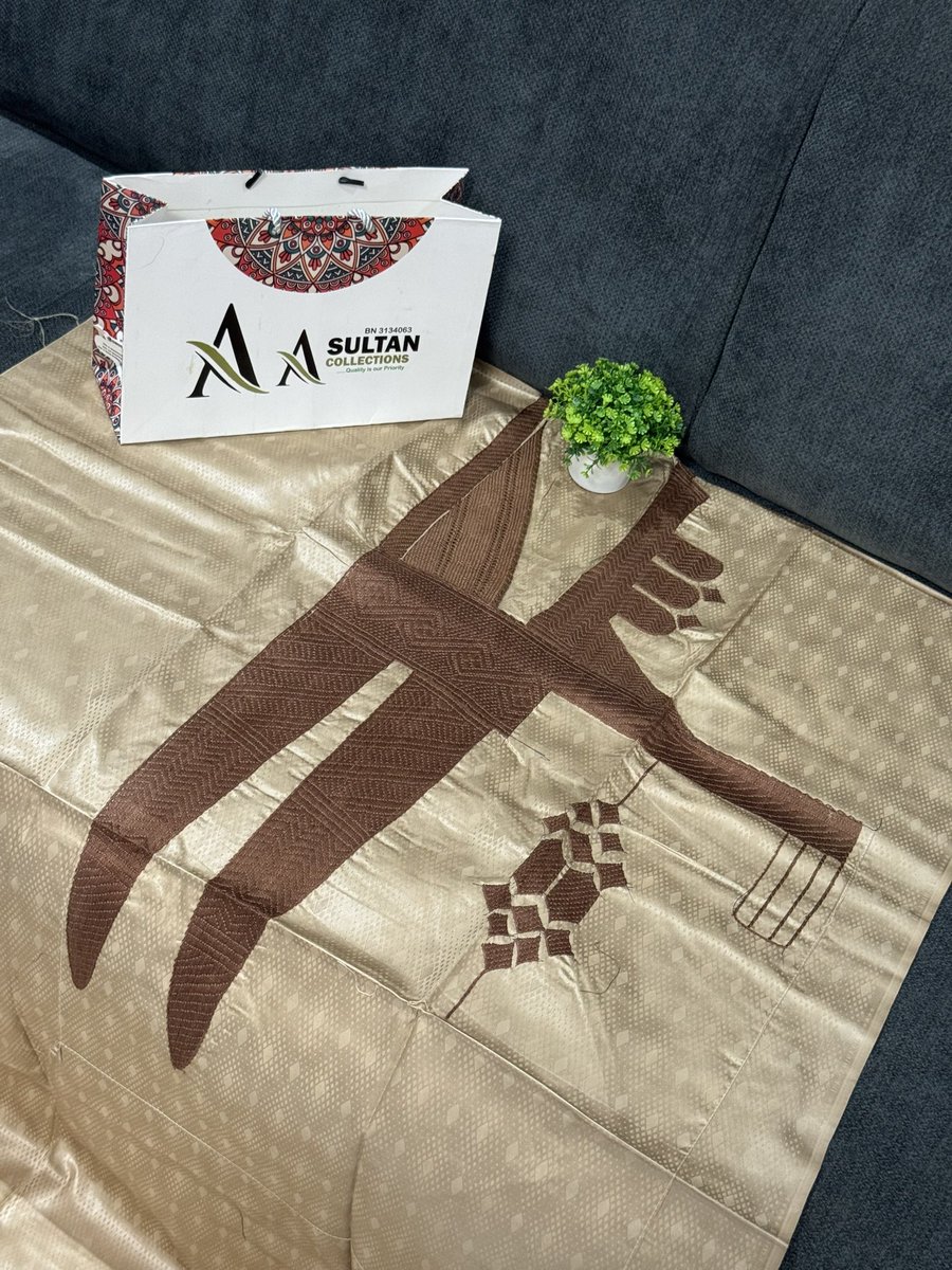 AA_Sultan_Caps's tweet photo. Sirfani Available in store at affordable price @AA_Sultan_Caps 

80k - 100k

Visit us at Shop No1, No31, No32 &amp; No33 Wappah Plaza Opposite GTbank GRA Zaria (08060347572) https://t.co/cs4COrIZ4M