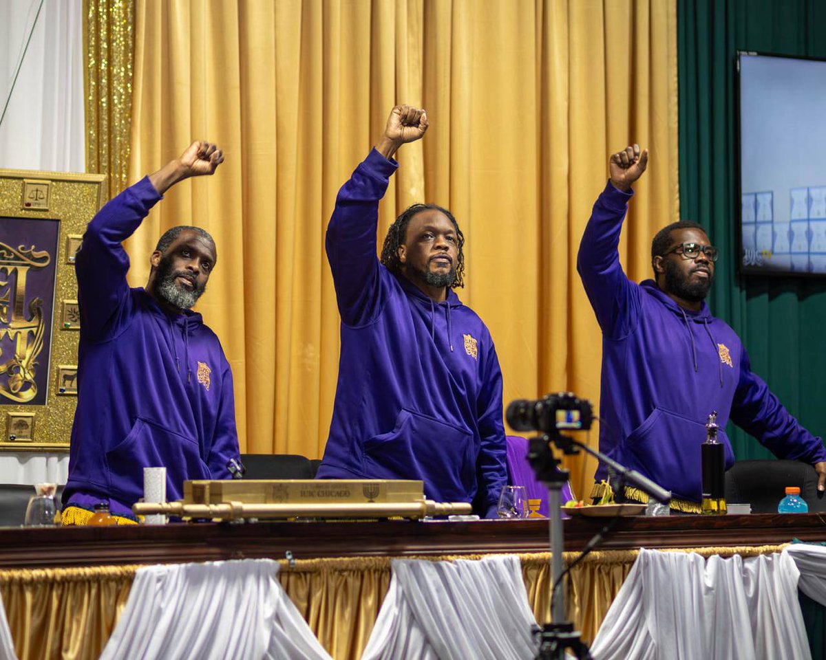 iuic_chicago's tweet photo. There is strength in Unity‼️💪🏿✊🏾
Text📲”Give” to (646)982-3858 to donate now.
#Brotherhood
#TheProphetsAreBack
#RuleAgain
#BlacksHispanicsNatives
#ArmiesOfTheLivingGod https://t.co/bT69WqloQe