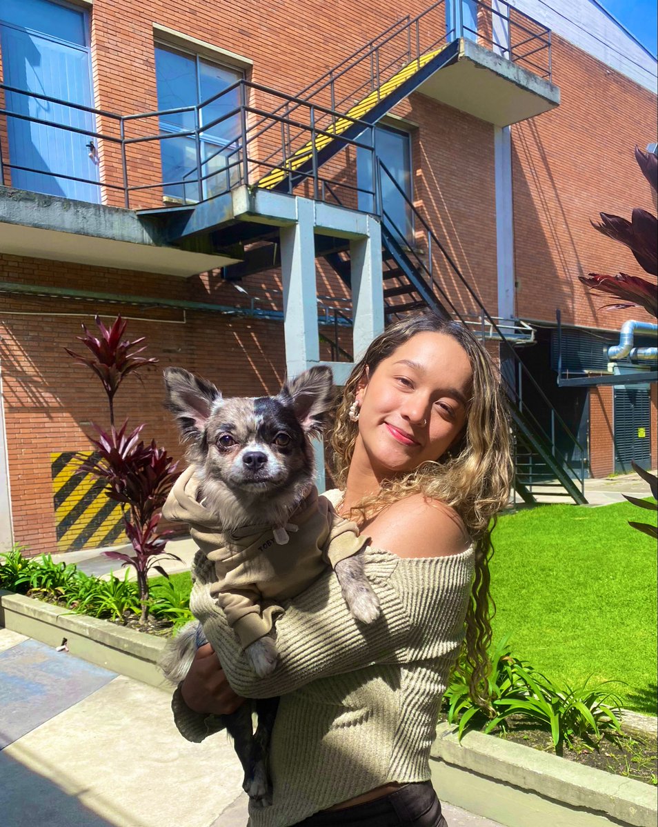 Mi lugar felíz es donde sea que hayan perritos🐾❤️