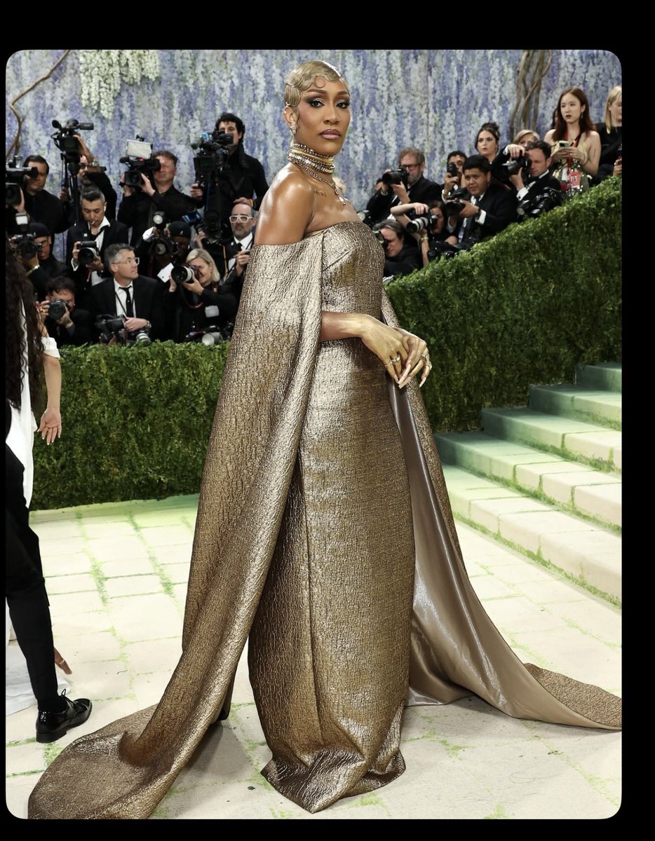 LoloOlaedo's tweet image. #A’jaWilson
Refers to A’ja Wilson — a WNBA superstar. Using this tag highlights her presence, influence, and debut moment at a major cultural event.