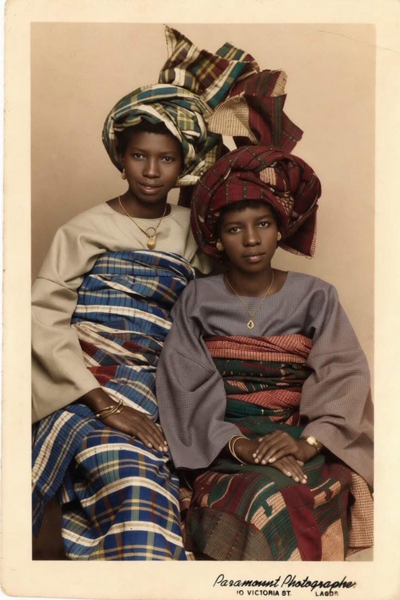 khaj_nat's tweet photo. Beautiful Yoruba Women || 1950s to 1960s || Nigeria 🇳🇬🫶🏾 https://t.co/X5qfdcYWKN