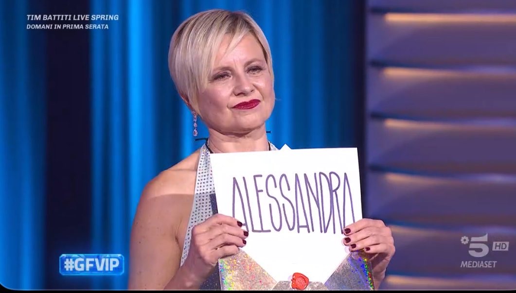 alichiuse's tweet photo. Questo direttamente vicino alla clip della Ducessa che balla mentre il crotalo piange top 2 tweet del mio profilo #gfvip https://t.co/4Af7mTHzJy