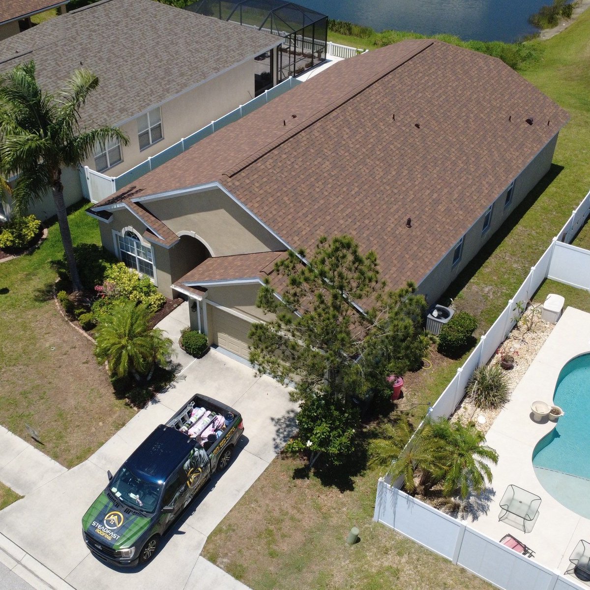 SteadfastR77448's tweet image. Palmetto, FL upgrade 🌹 Desert Rose roof—wind-tough &amp;amp; bold. @SteadfastR77448 #SteadfastRoofing #Roofing #Roofers