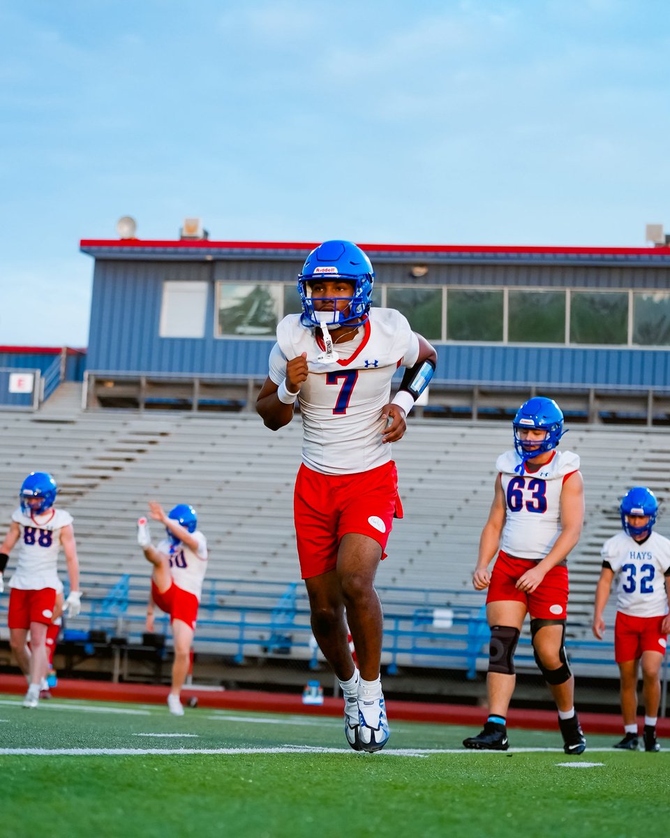 Jack C. Hays High School Hawks Football tweet media