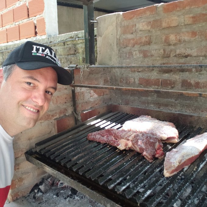 Luisra tweet media