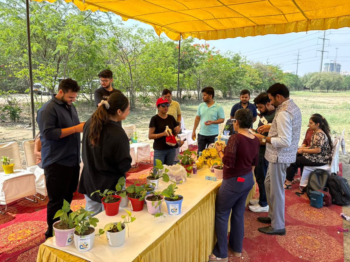 vikranttongad's tweet photo. 🌱 A Strong Start to May 2026 with #Green Action in #Noida! 🌱

The month of May 2026 began on a wonderful note as SAFE Trust and HexaView jointly organized a successful tree plantation drive near the Hindon River in Noida Sector 115.🌍🌿

#TreePlantation #SAFETrust https://t.co/nBiv1cGV5r