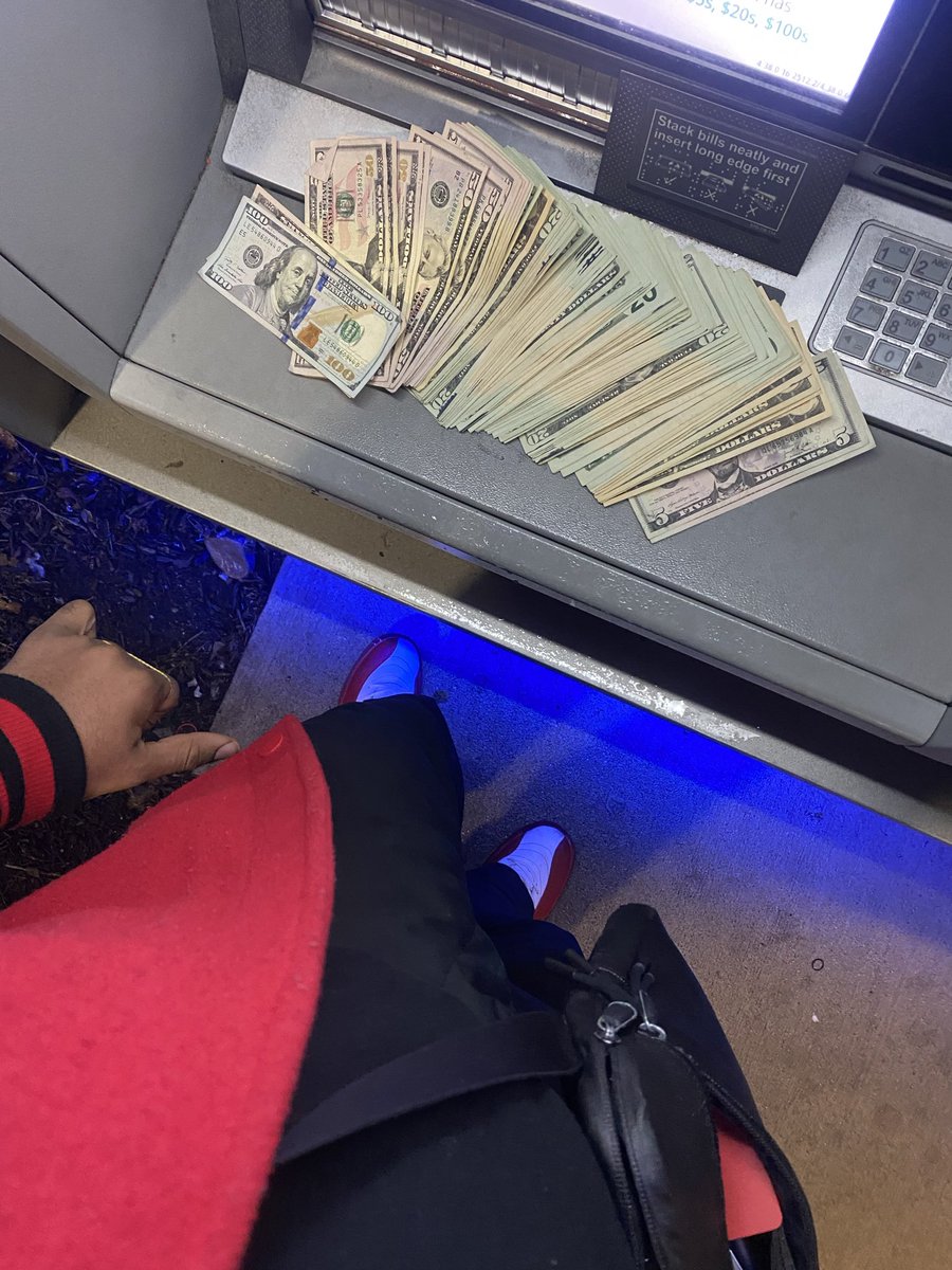 Yjx3g's tweet photo. Bae you need some get back ? 😆 fuck me and hurt his feelings 🥵 #ohio #Cincy #Dayton #Trick https://t.co/77HyMbSWuc
