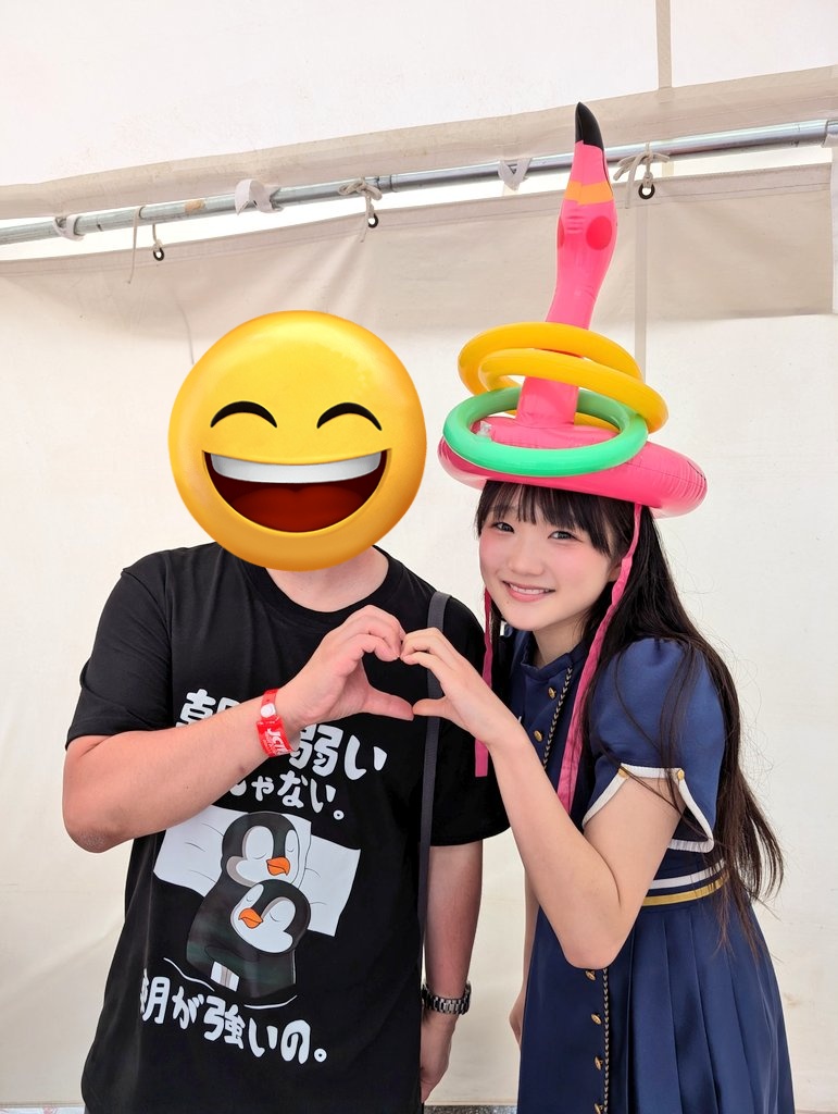 0211penta's tweet photo. 『 JAPAN CENTRAL IDOL FESTIVAL 2026 COAST IN UTSUMI 』
@内海海岸 Comas hui beach park
2026.05.03

縁日では、フラミンゴの帽子に輪投げを3回投げて、全て入ればメンバーと写メが撮れる楽しいイベントがありました😄

(高田のももさんだけ輪投げチャレンジ失敗しちゃった😢) https://t.co/dFD7wj0elE