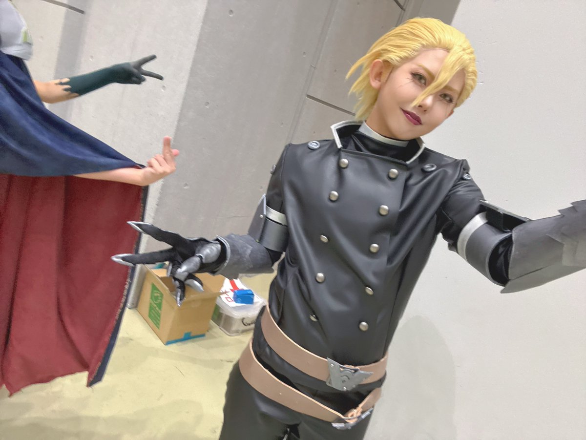 Leon_xx6's tweet photo. スパコミいます！🐉🦏兄弟と一緒〜！！
※cos https://t.co/0MNv4tG9SR
