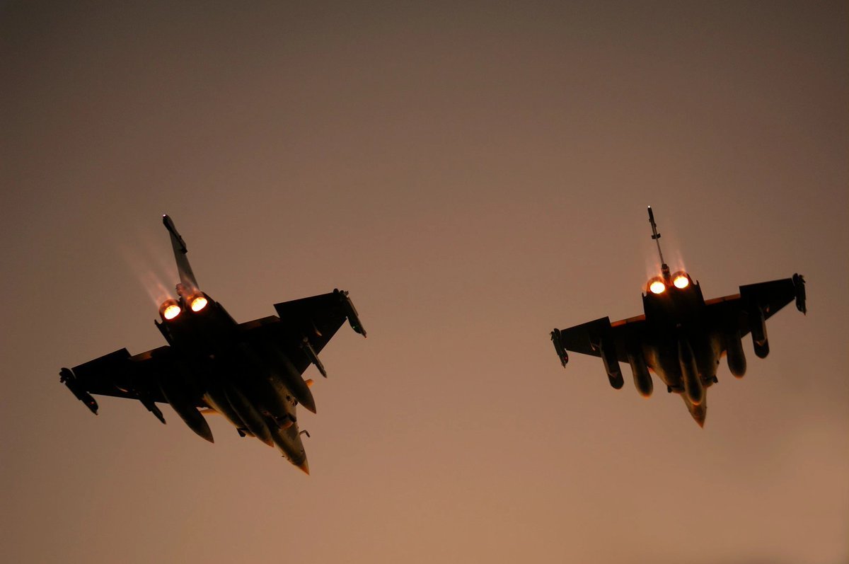 01:30 AM IST

DG ISPR (Pakistan) confirms all Pakistan Air Force (PAF) planes are airborne. A massive aerial battle ensues, involving 72 IAF aircraft and 42 PAF aircraft in a beyond-visual-range (BVR) engagement. The engagement involved approximately 114 to 125 aircraft in total,