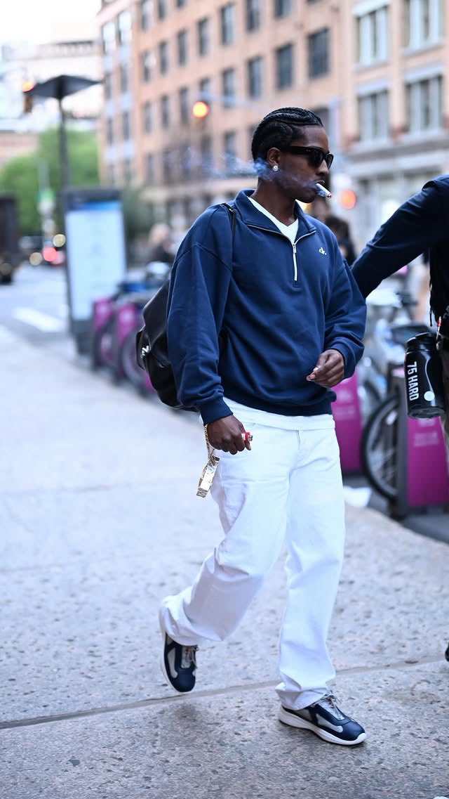 📸 A$AP Rocky spotted earlier today in Soho.