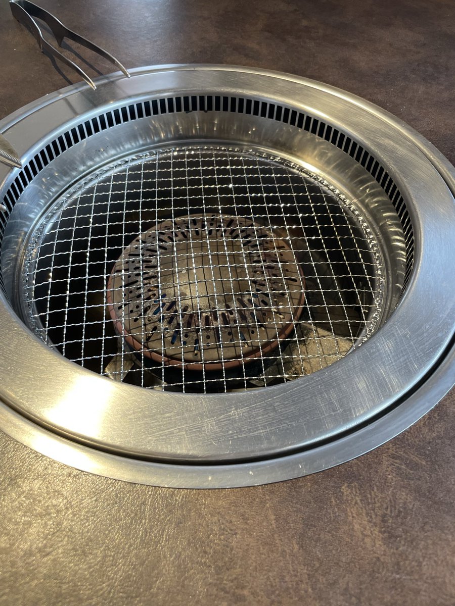 pauperplayer's tweet photo. 連休の締めに焼肉 https://t.co/UITRSdWjyj