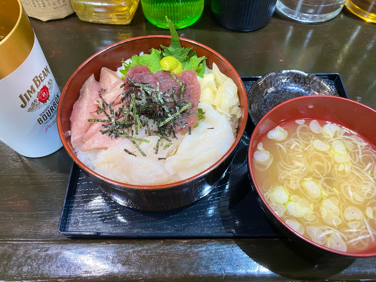 とろたくロール tweet media