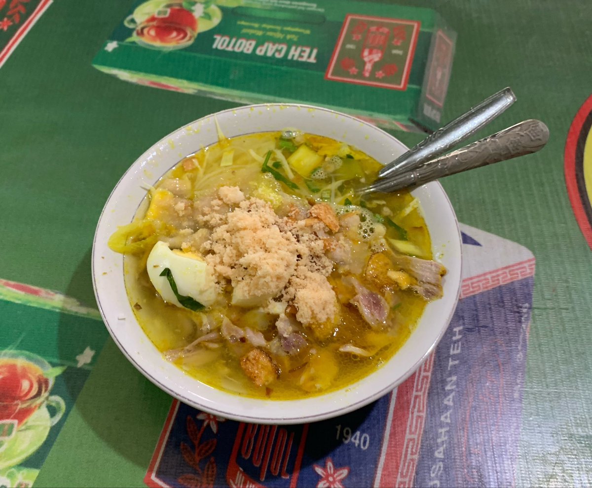 rebeccaxcc's tweet photo. SOTO CAK IPULL BESTTT💛 https://t.co/Tq2c4rcR7M