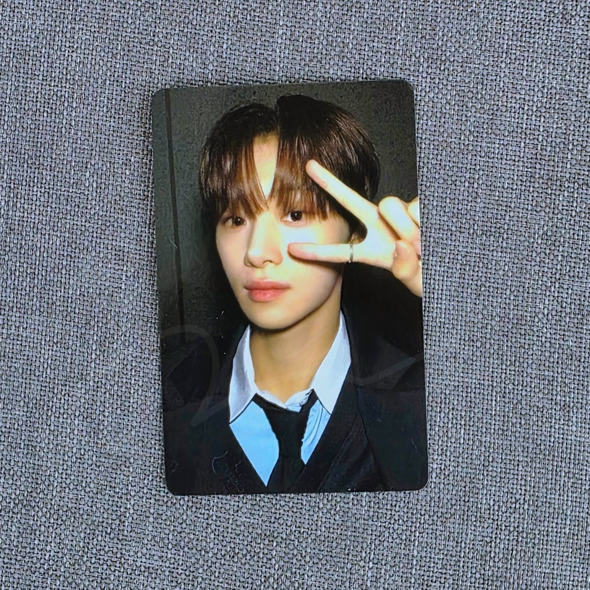 거래중 tweet media