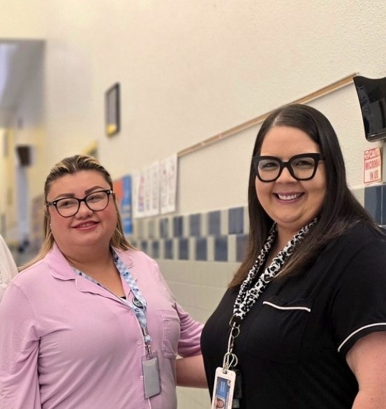 HValverde_DWS's tweet photo. It's Teacher Appreciation Week but I also want to give a shout out to our Desert Wind Dynamic Duo! Our CIS coordinator &amp; counselor take on a whole Pk-8 campus on their own and still take initiative to show our teachers love with these "Turtlely Awesome" goody bags.💙
@DWS_PK8 https://t.co/6664gcg8gy