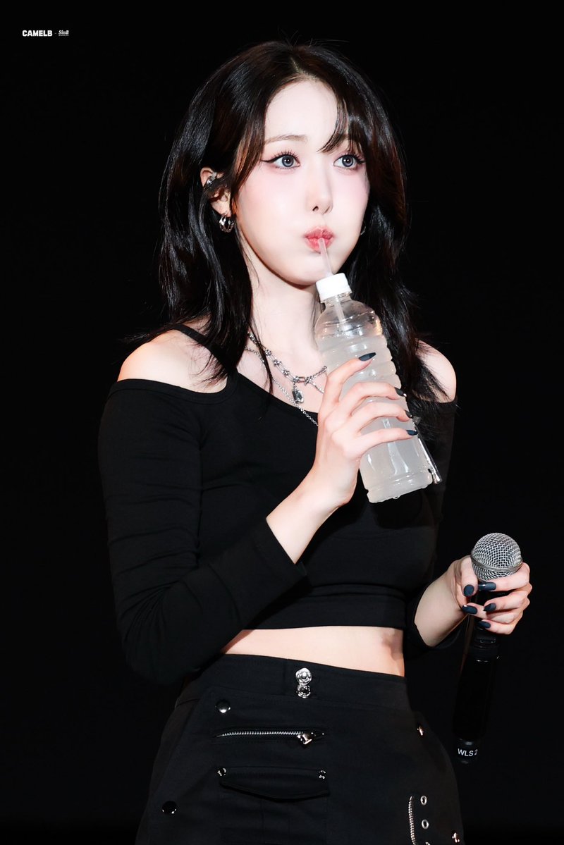260315
#비비지 #VIVIZ #신비 #SINB