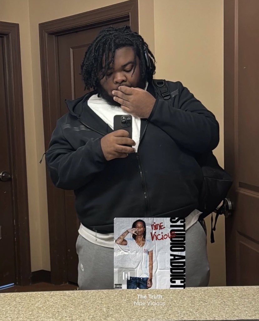 ⛹🏽♂️ tweet media